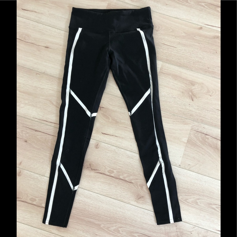 Alo yoga pants